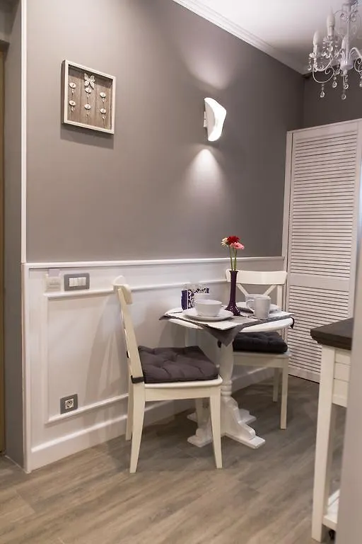 Amando Bucharest Apartment